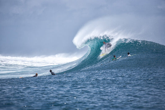 Die besten Surfspots in Indonesien – Ein Paradies für Wellenjäger