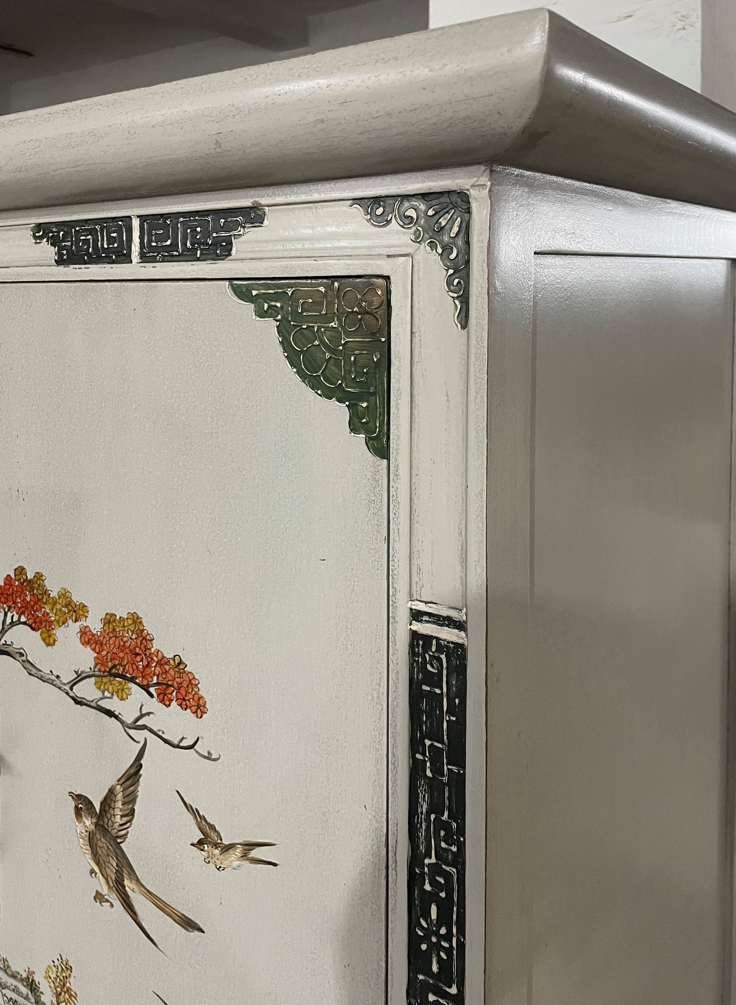 Cómoda asiática vintage pintada a mano - Artículo 2023-1