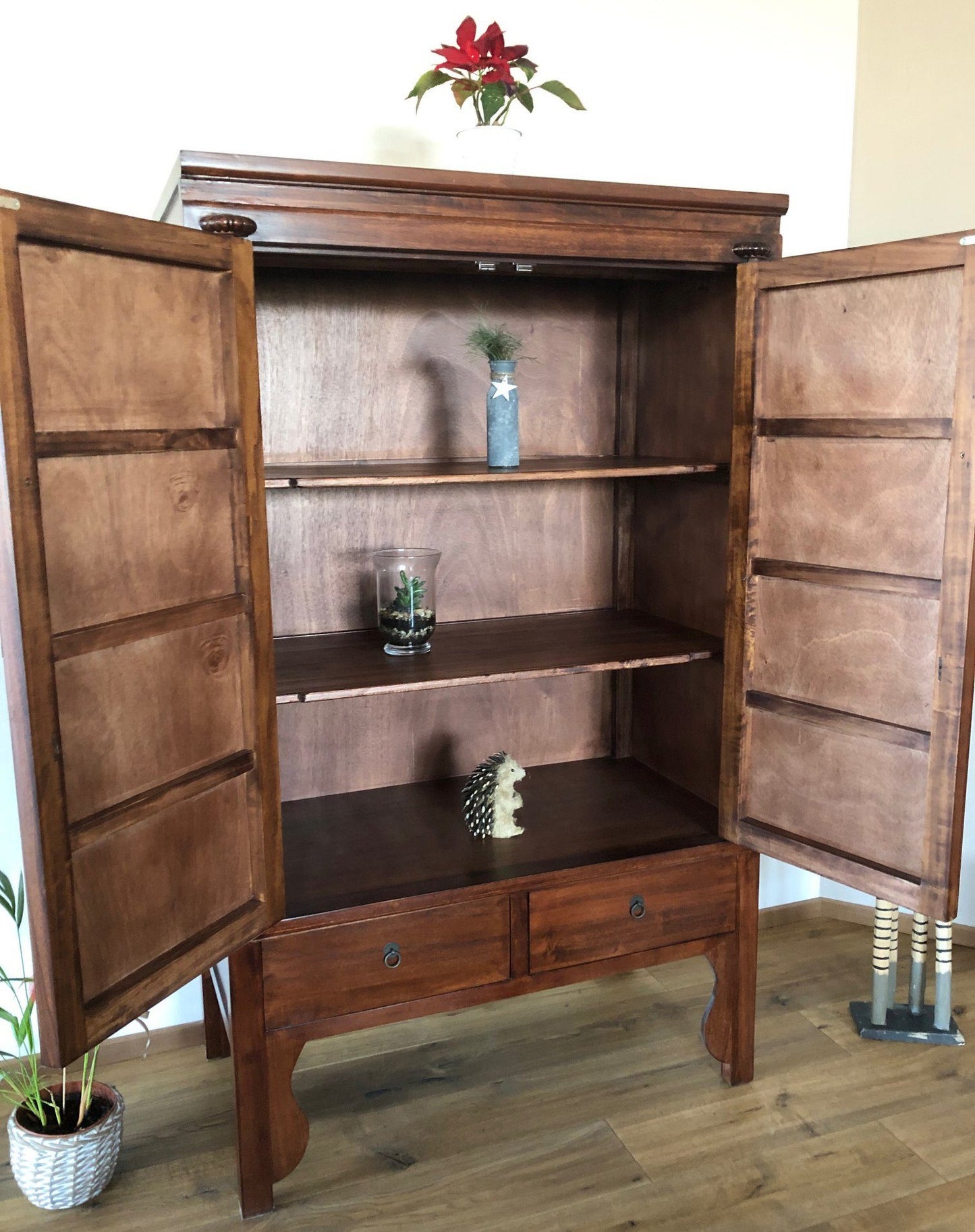 Vintage Asia Chinese Cabinet Wedding Cabinet Chestnut Brown - Art. A502/maroon