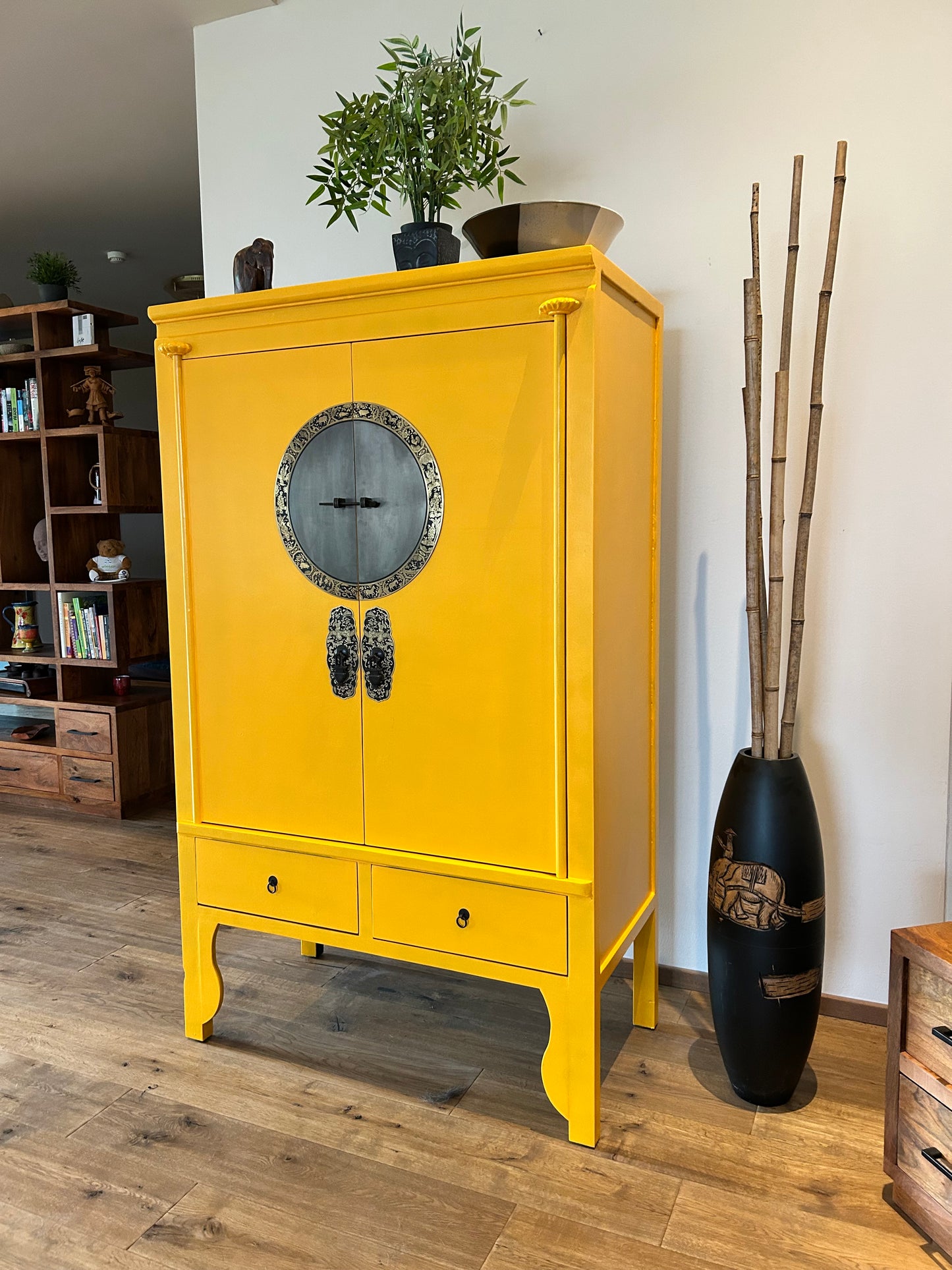 Vintage Asia Chinesischer Schrank Hochzeitsschrank Gelb - Art. A502/Sun